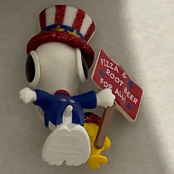 Hallmark Keepsake Peanuts The Winning Ticket Snoopy Woodstock Christmas Ornament - Picture 7 of 10